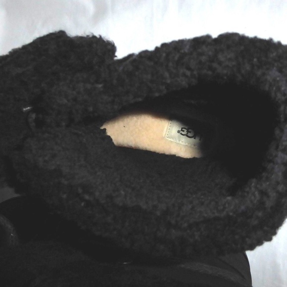 BUNDLE for katytracey only UGG Fraser Boots - Picture 7 of 8